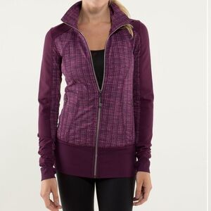 Lululemon Nice Asana Purple Jacket Ziggy Wee August Glo / Plum Size 6
